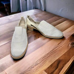 Donald Pliner Cream Cloth and Leather Slip On Shoes 9.5B